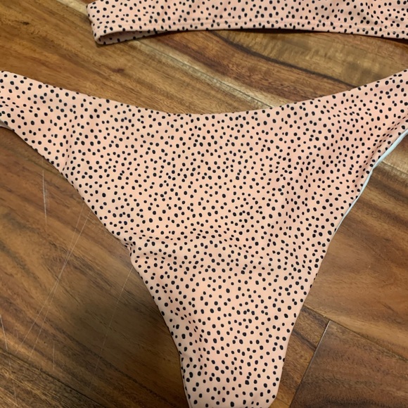 Cute zaful swimsuit - Picture 2 of 3